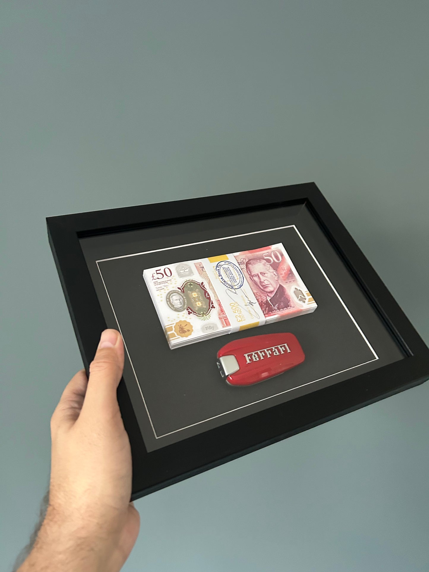 Cash & Car (Ferrari)